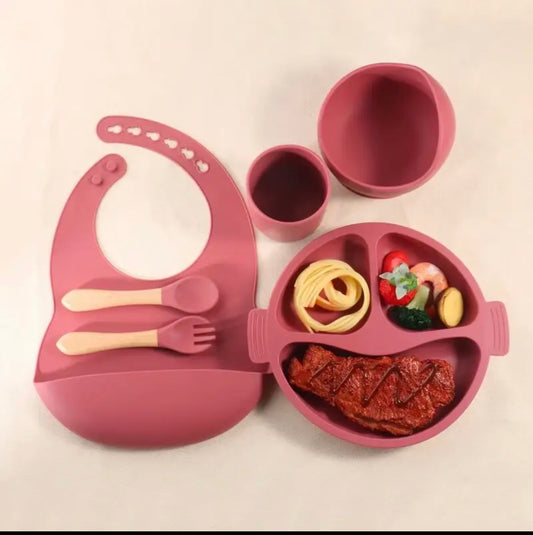 <img src="votre_image_url.jpg" alt="Set de repas en silicone personnalisable pour bébés - Rose" />